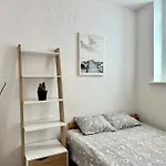 2 Pokojowe Mieszkanie W Centrum & Parking