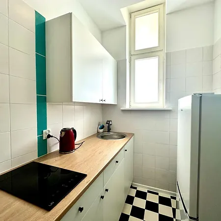 Апартаменти 2 Pokojowe Mieszkanie W Centrum & Parking Сопот