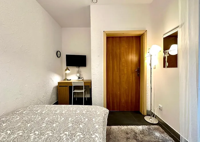 2 Pokojowe Mieszkanie W Centrum & Parking Apartment